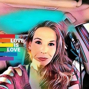 Meet your Posher, Cassandra